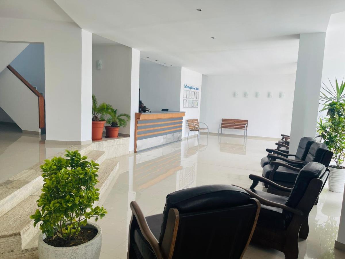 Hotel Topaz Жупитер Экстерьер фото